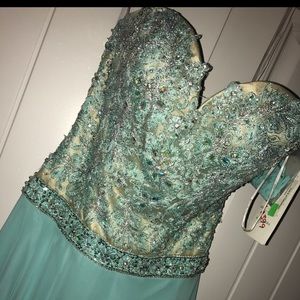 Formal dress/prom/ring dance